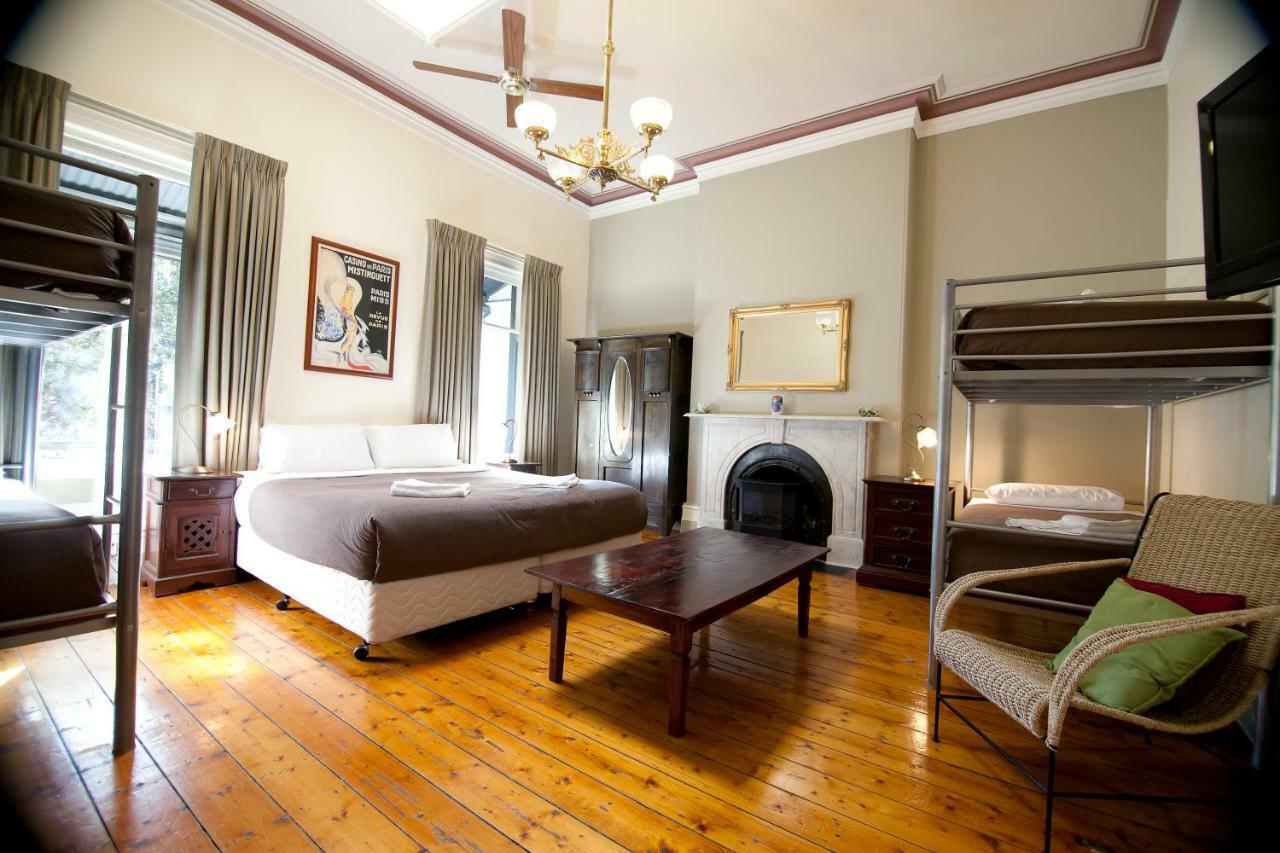 The Nunnery Accommodation Melbourne Bagian luar foto