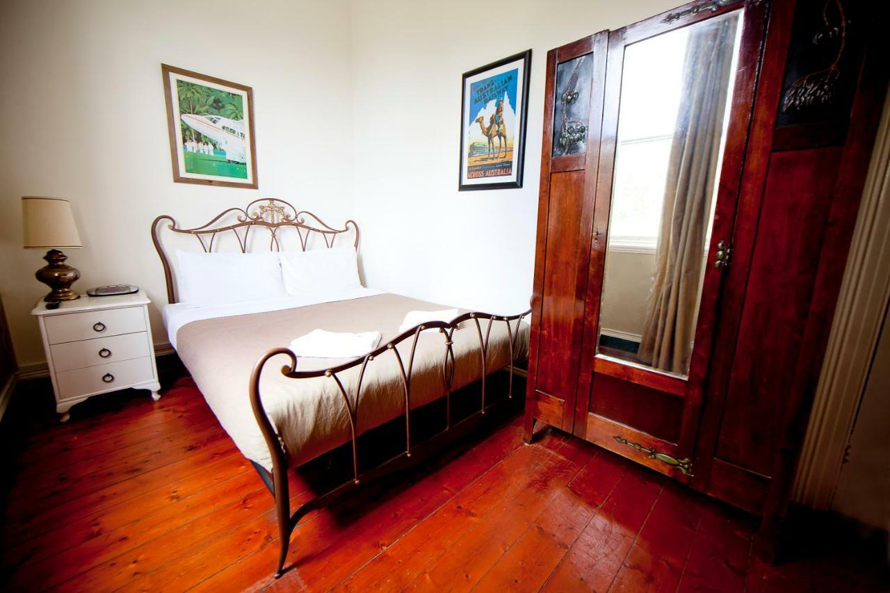 The Nunnery Accommodation Melbourne Bagian luar foto